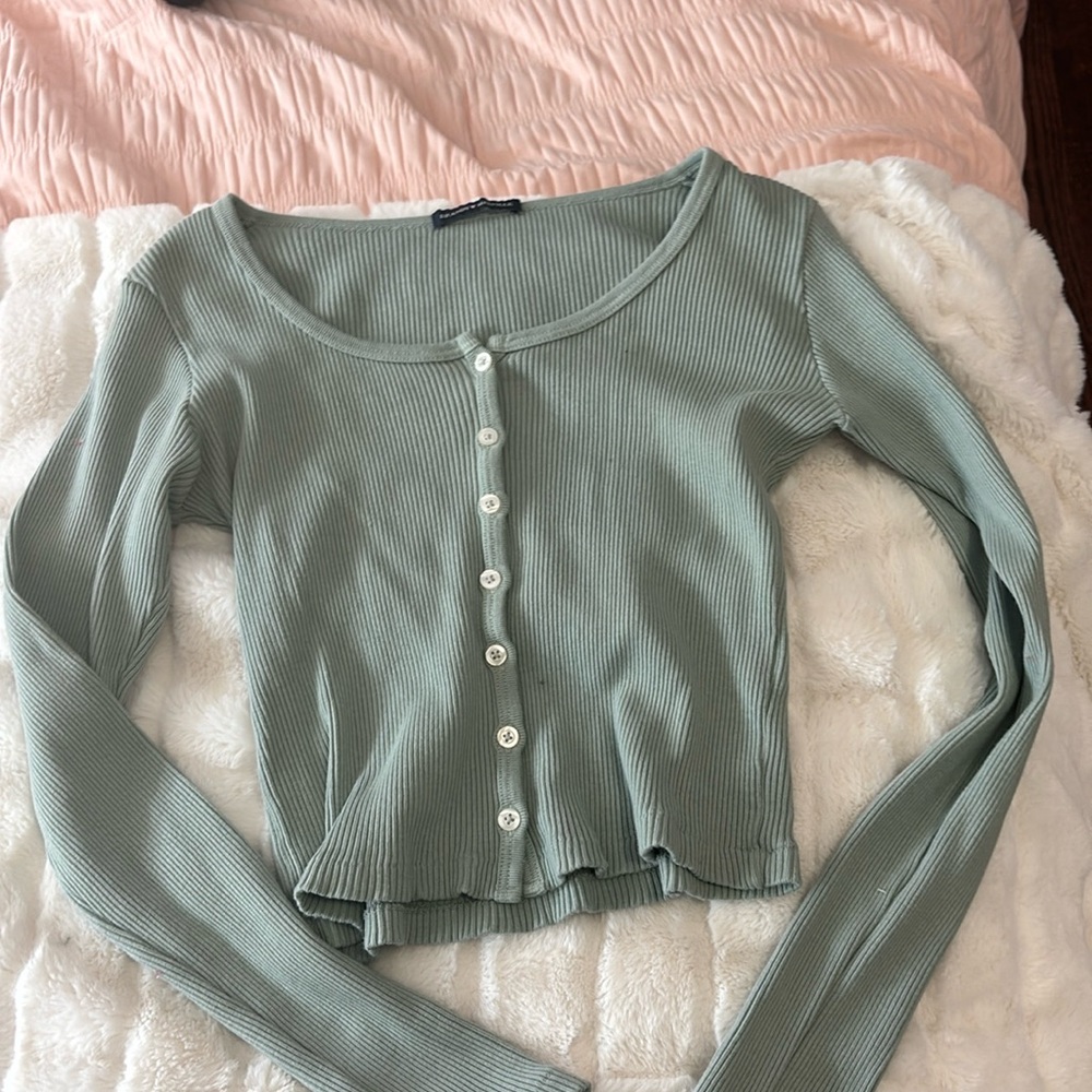Brandy Melville green long sleeve